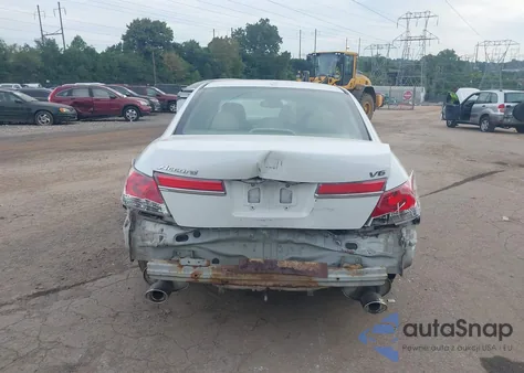 2011 Honda Accord 3.5 Ex-L из США, поврежденный, VIN 1HGCP3F82BA024497